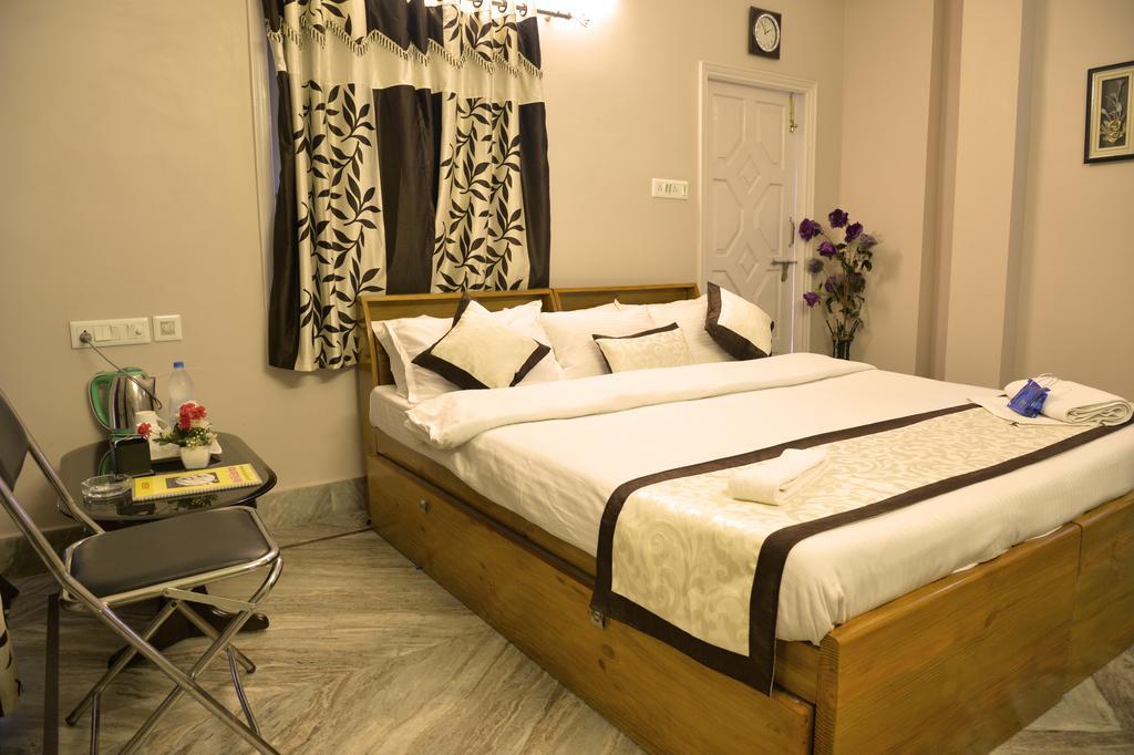 Ghosh Villa Guest House Kolkata Exterior photo